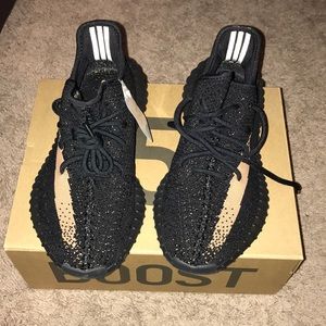 Sneakers YEEZY rare!